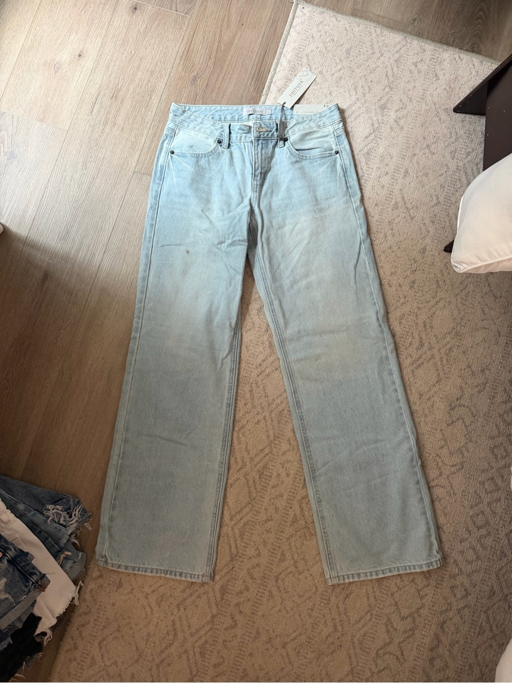 Just USA Light Wash Straight Leg Jeans